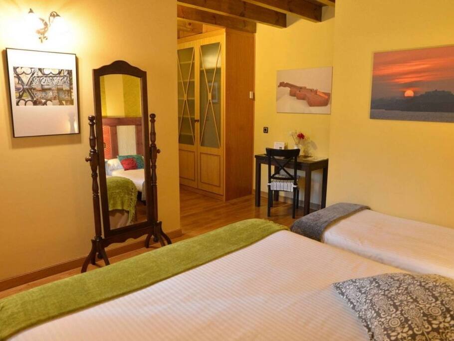 Guest room