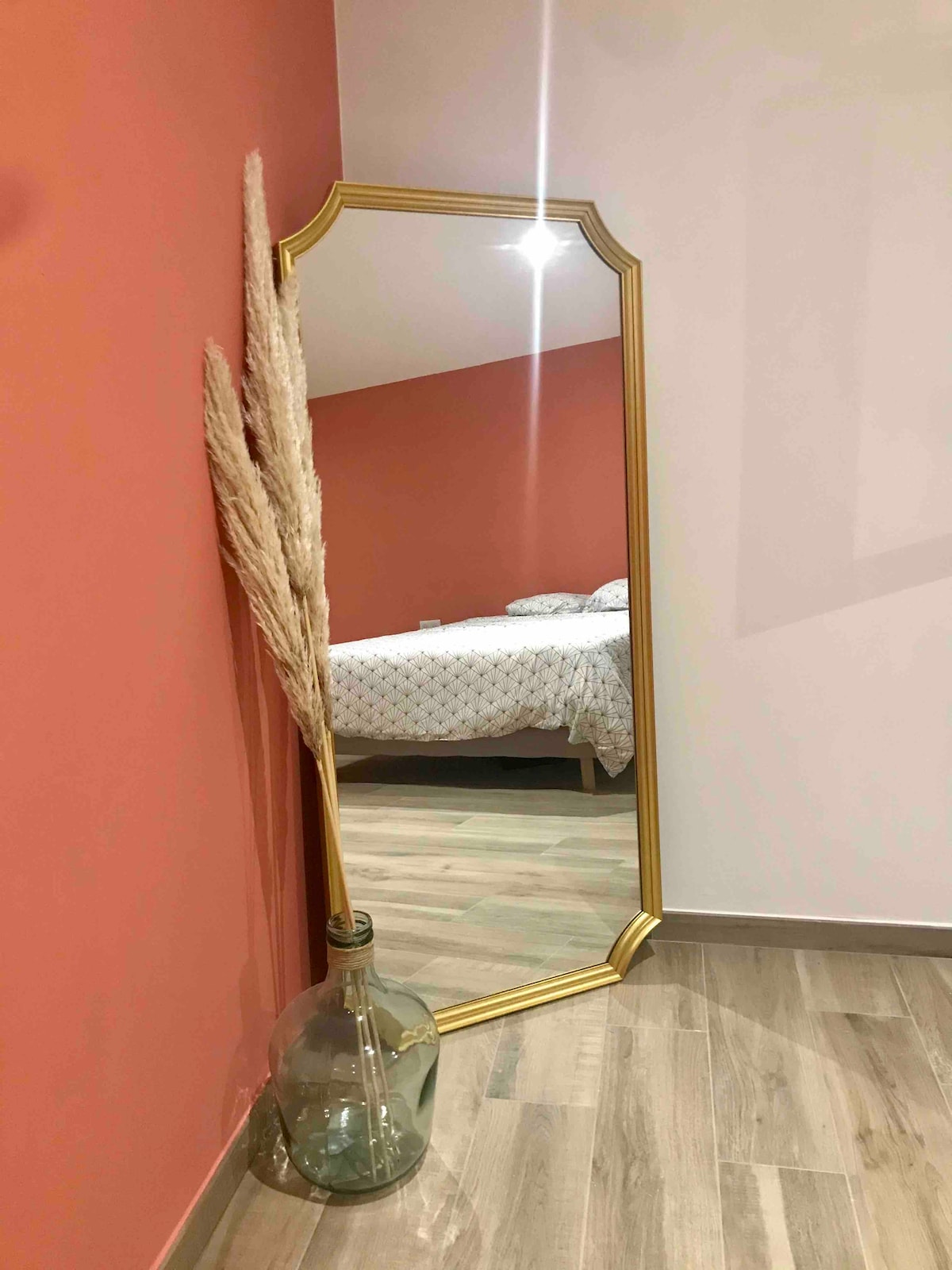 Chambre triple vintage 17平方米 
床上用品160x200
R +1独立卫生间，但不相邻