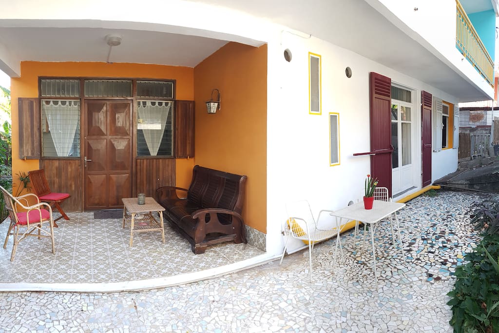 Entrée de la maison - Véranda