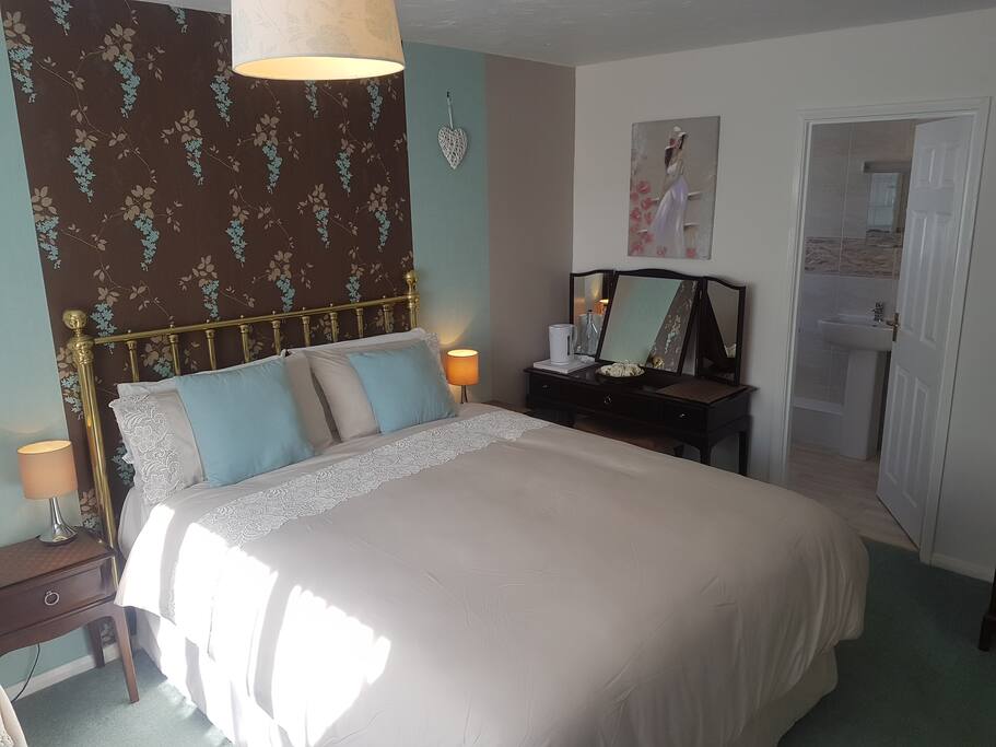 The Kingfisher Room