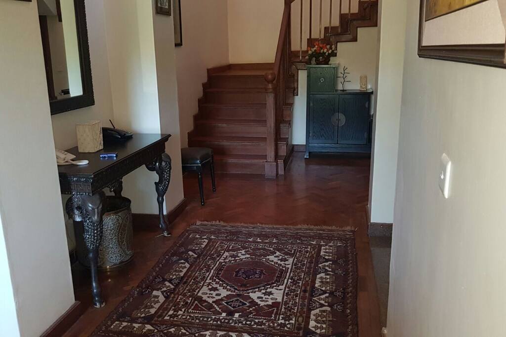 Lobby to the Rooms