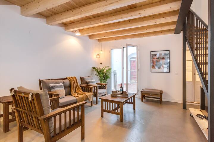 FISHERMAN HOUSE IN OLD TOWN of TOSSA DE MAR gallery image 4