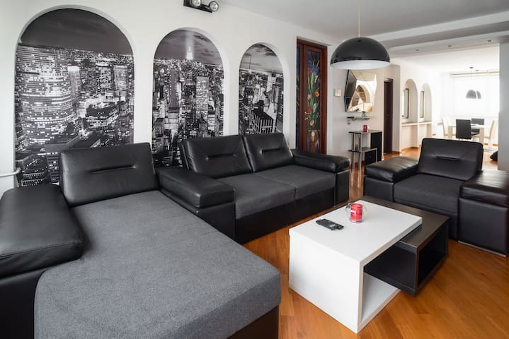 Palacio - 2 bedroom apartment on Main Square