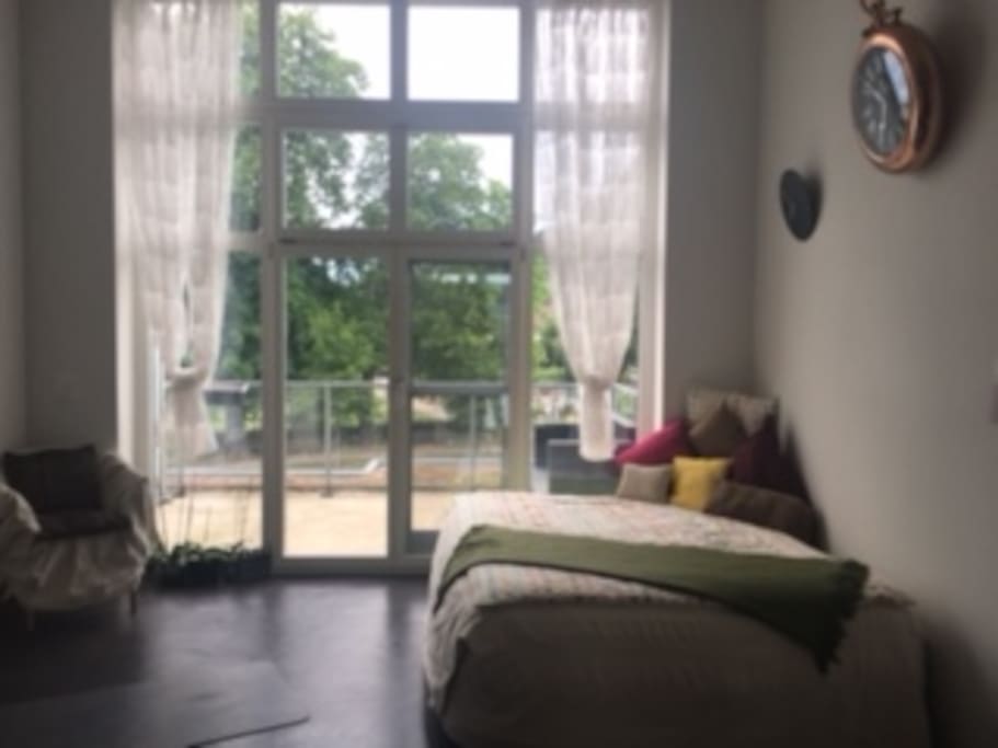 Living room with Air mattress Sofa/Bed