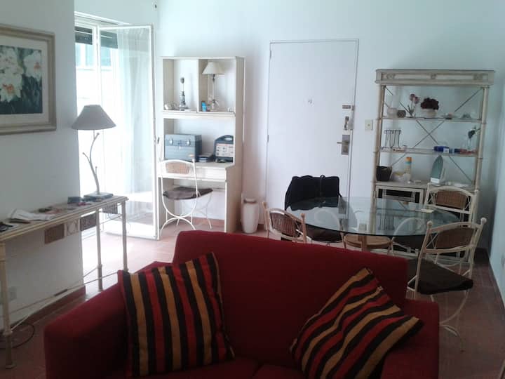 Квартира с 1 спальней в Colegiales на первом этаже