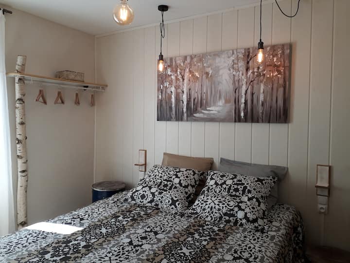 الطابق: غرفة النوم 3 (سرير 160).