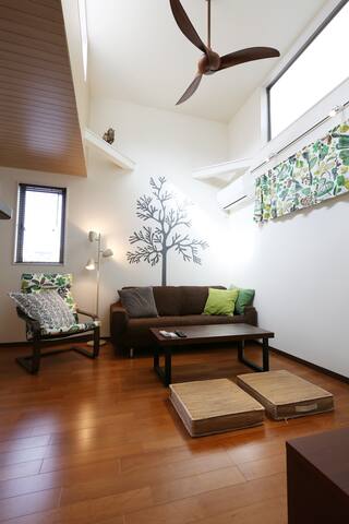 Natural Modern House/Private Bedrooms with Lock