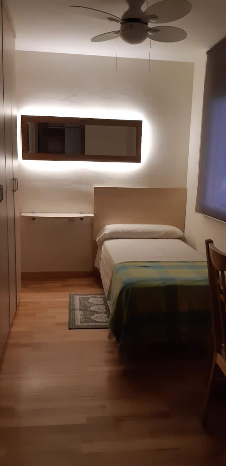 Alquilo bonita habitación - Apartamentos en alquiler en ...
