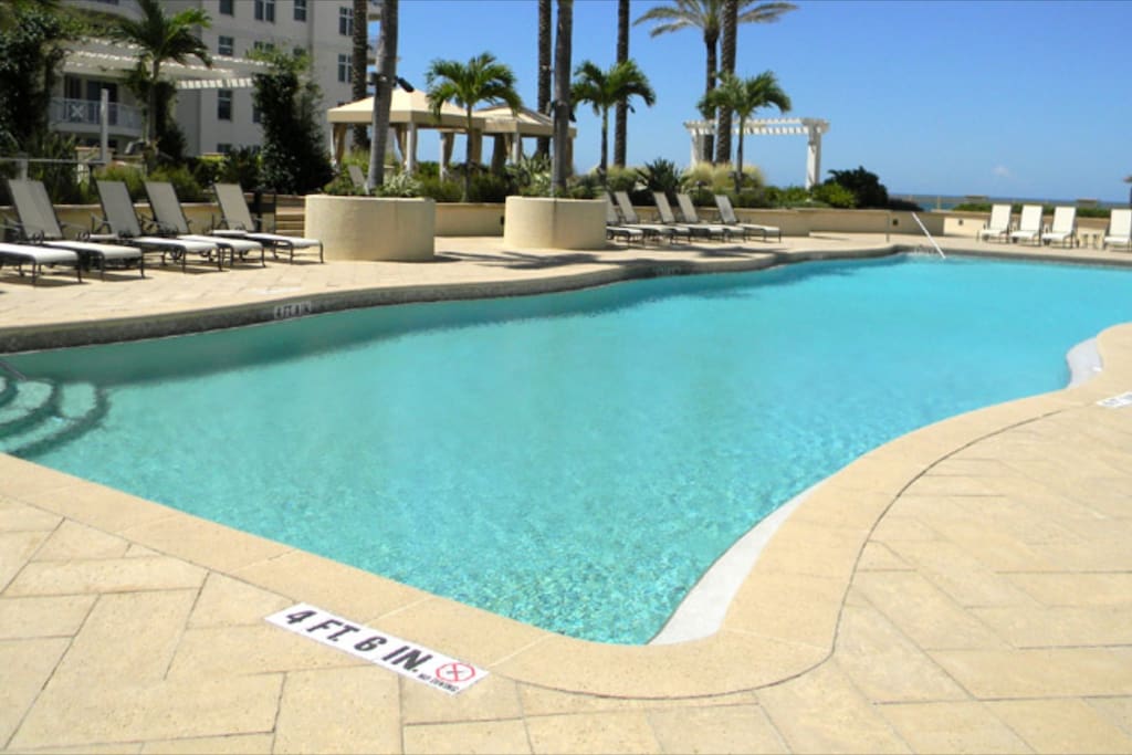 Another beautiful shot of our Sandpearl private pool for our guests