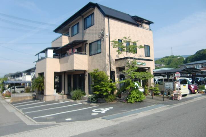 Guest house 6.1