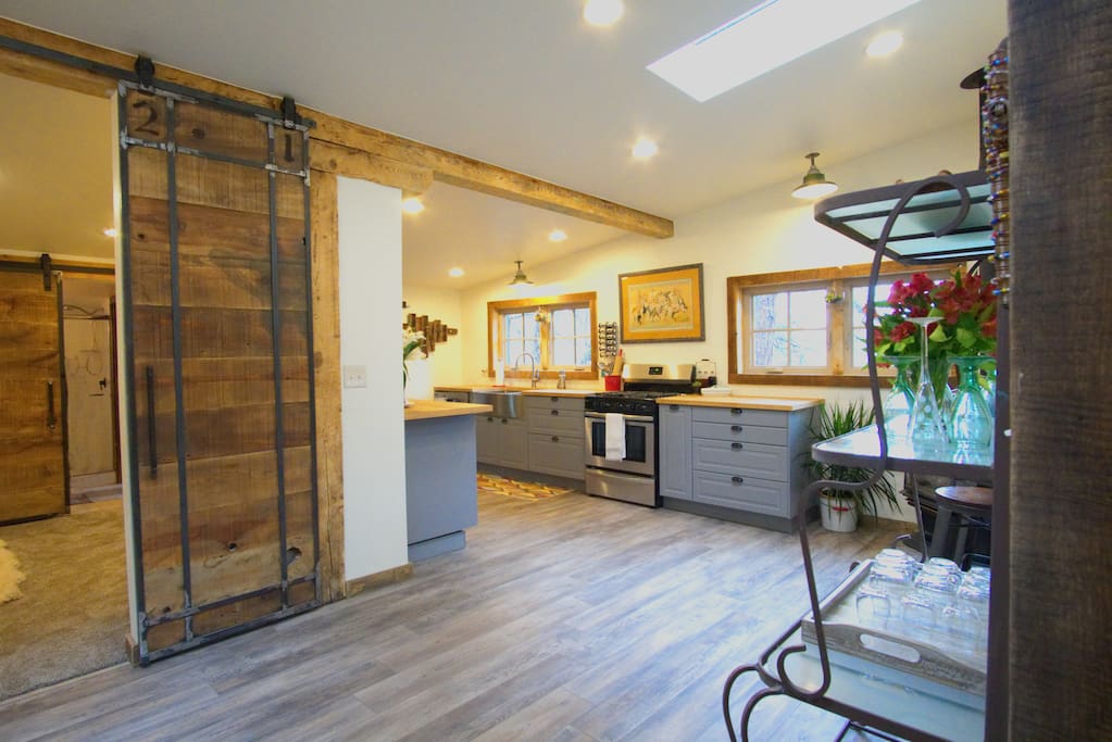 Newly remodeled kitchen and dining room