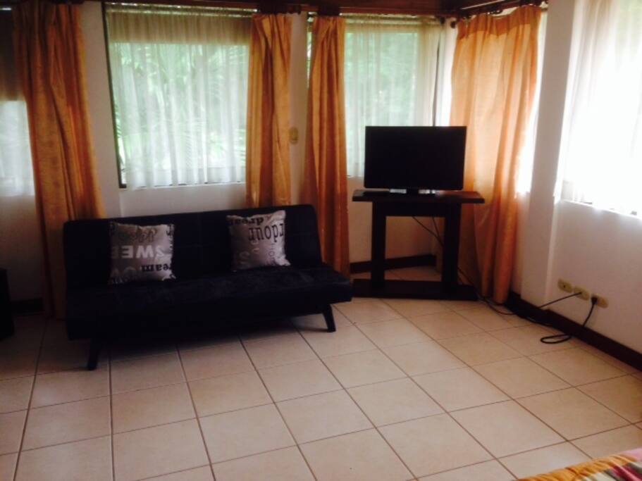 Parte del dormitorio principal grande/Part of main room