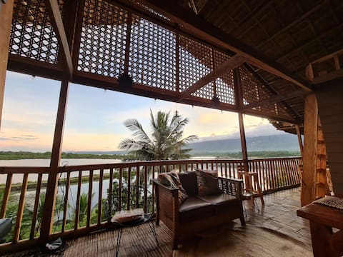 Badian BnB, a Modern Tropical 2 Bedroom Home