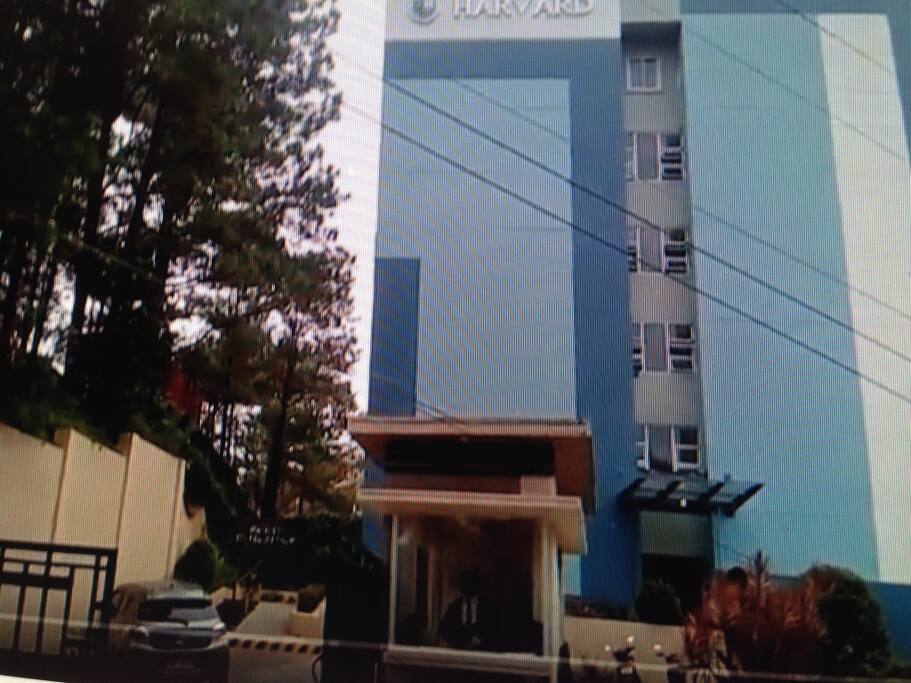 CONDO BLDG