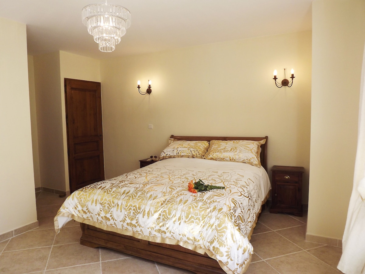 Bedroom 4, with en suite bathroom