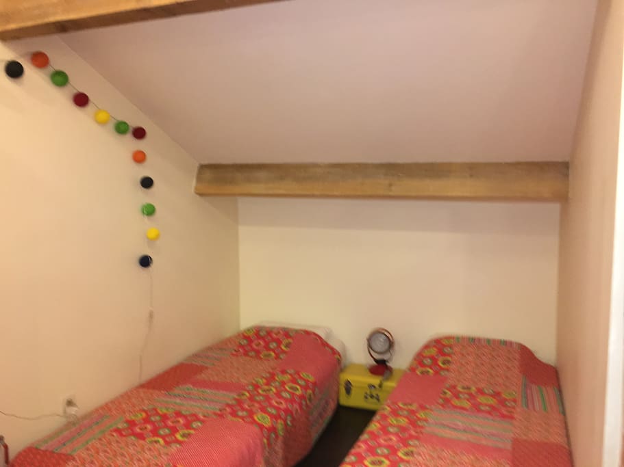 Chambre 4 lits individuels