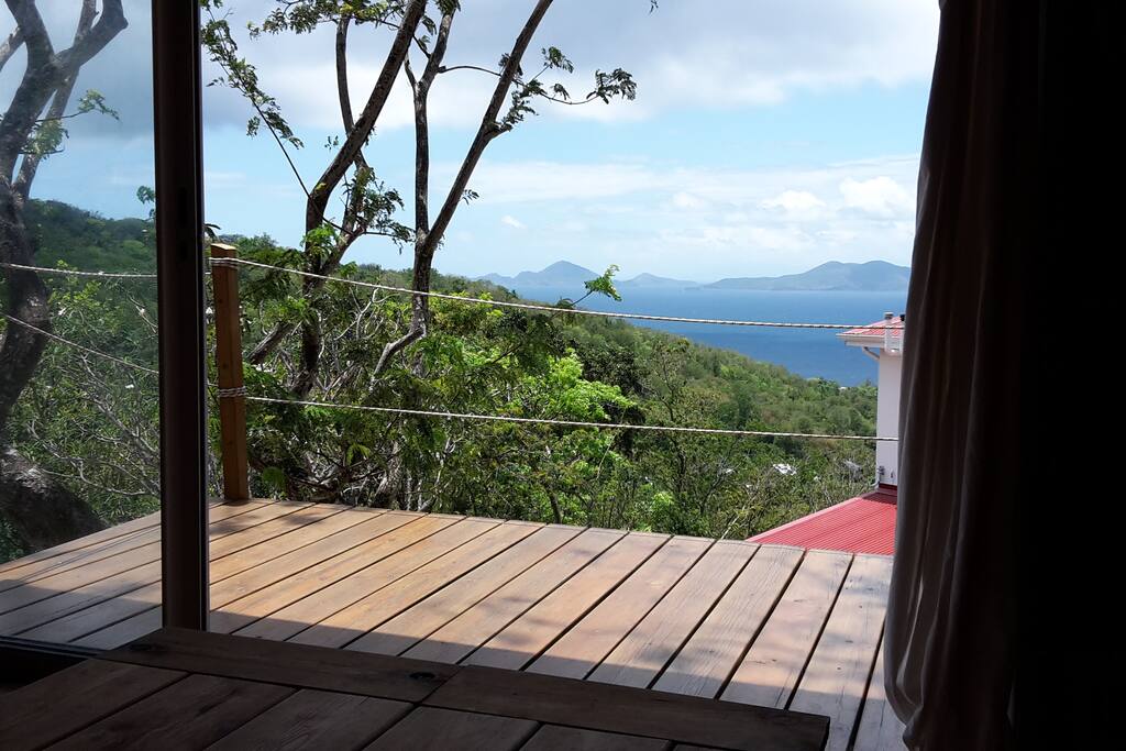 vue ( mer ! :) de l'intérieur de la cabane