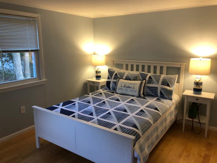 חדר שינה ראשי (קווין סייז)