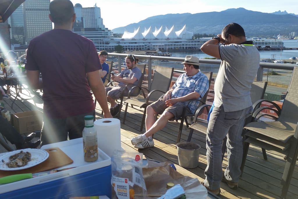 Rooftop picnic, 2 large BBQs available.
