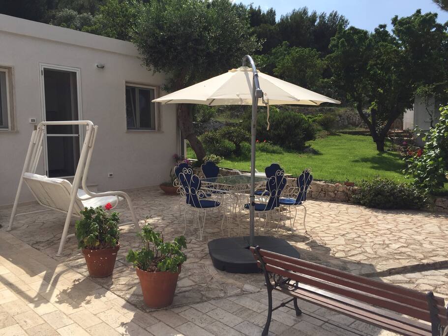 Patio antistante l’abitazione