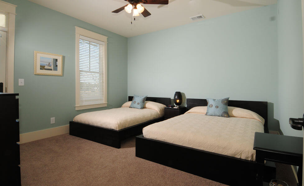 غرفة نوم في الطابق العلوي #2 مع إمكانية الوصول إلى السطح العلوي مع إطلالة جميلة على محمية الطبيعة - منطقة مارش