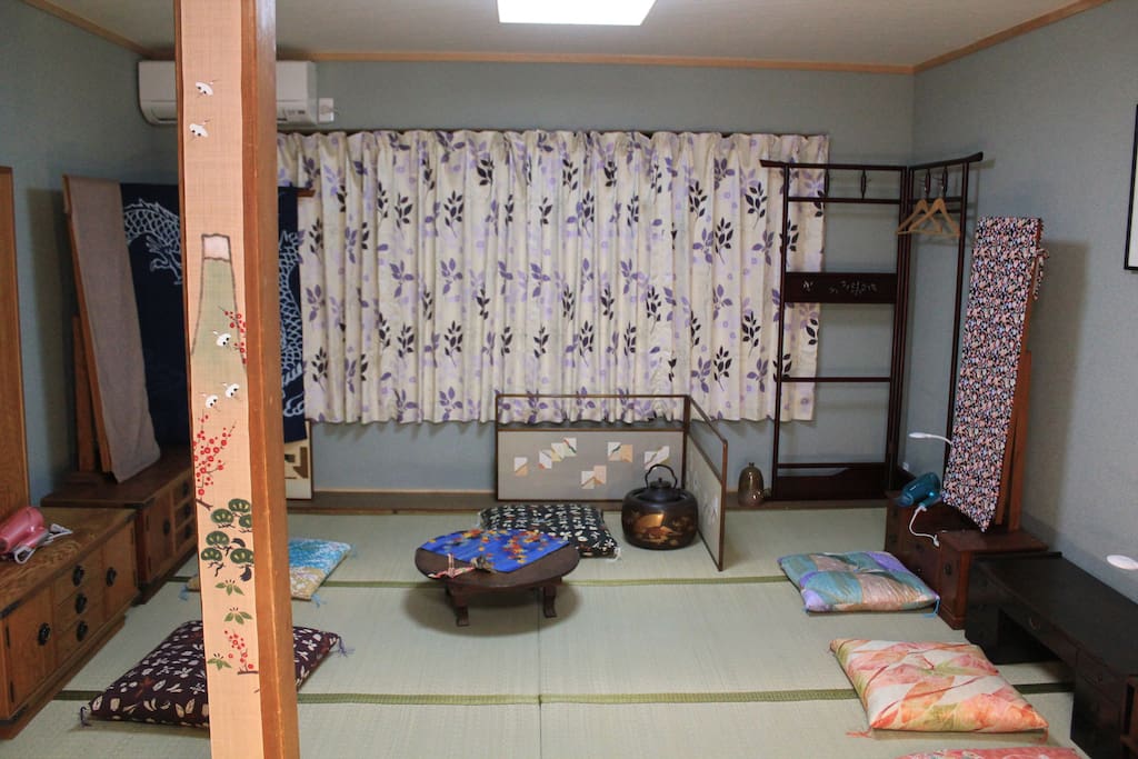 Japanese room ;
Please take a rest on the Tatami mat directly or slipping into a Futon.
In Summer time, we feel cool in that room, on the other, in winter we feel hot a little bit.