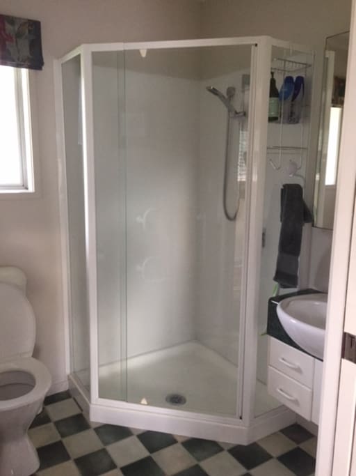Ensuite