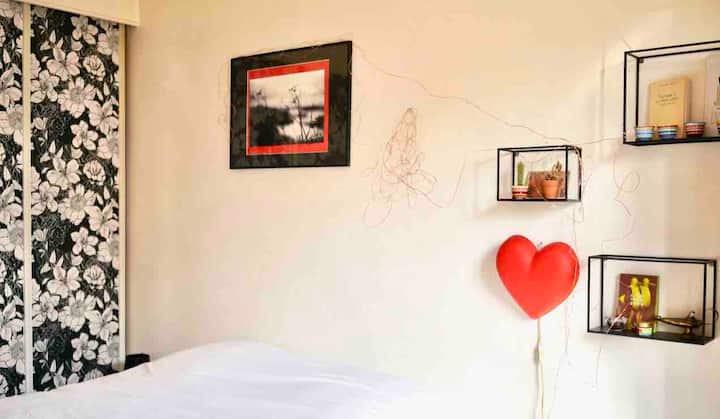 Habitación con Queen Size Bed (180 L x 200 H)