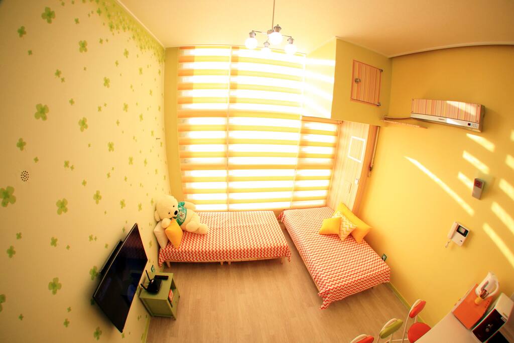 A blend of sunshine and cozy room.