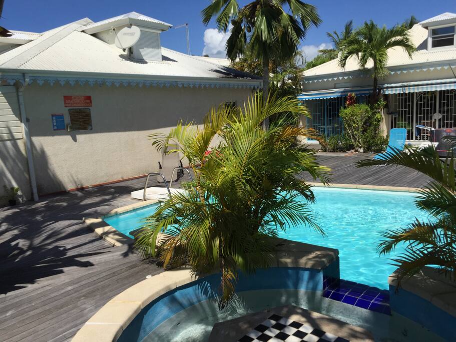 Piscine de la résidence
