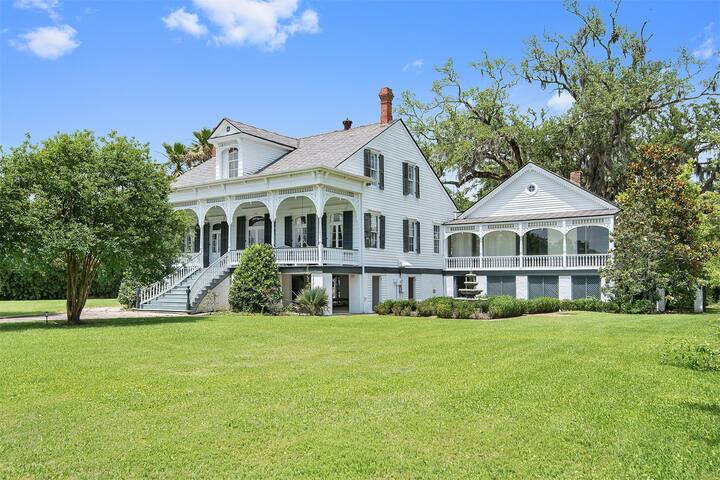 1849 Theodule Verret House - Gorgeous Lakefront