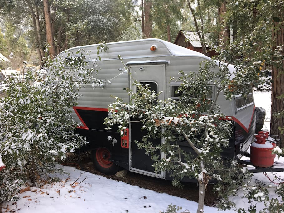 Sweet Betsy in the snow! A little heater and cozy blankets will keep you warm at night.