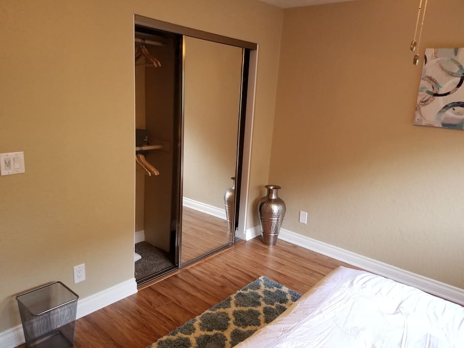 Bedroom part 2 of 2
