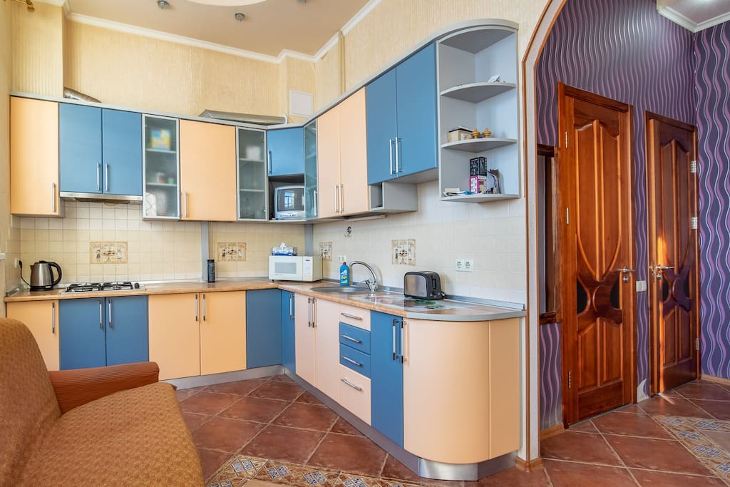 Romantic in Old City - Kitchen
