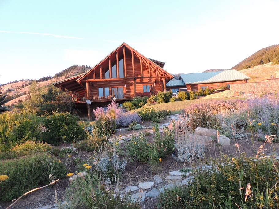 Large Cabin on 20 private acres