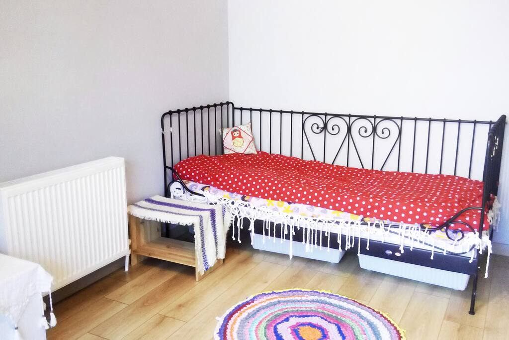 Second bedroom