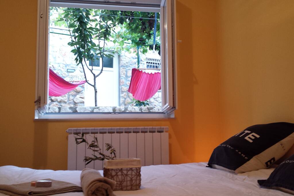 Chambre 2 lits simples