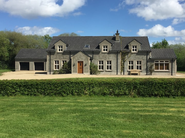 The Gatehouse at Mullans Bay Fermanagh Houses for Rent in Fermanagh