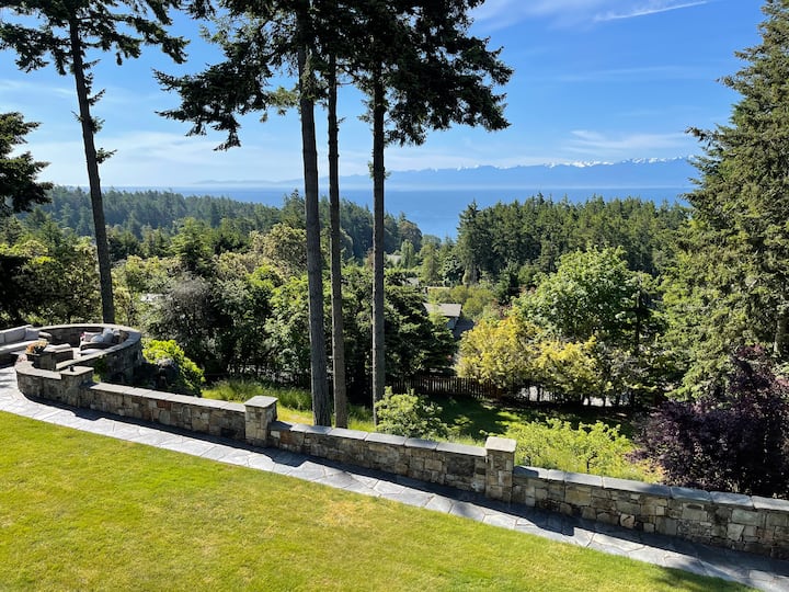 Tower Point - Luxury Apartment, Ocean + Mtn Views. - Vancouver Island