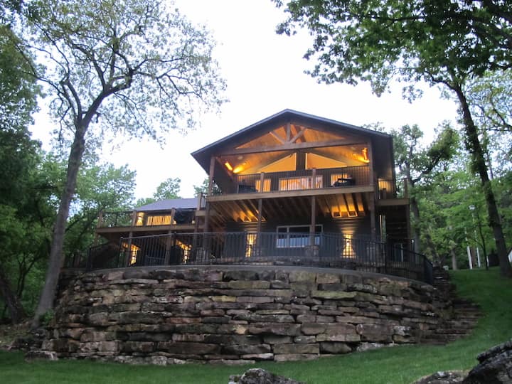 Fully renovated Waterfront Lake house Houses for Rent in Rogers