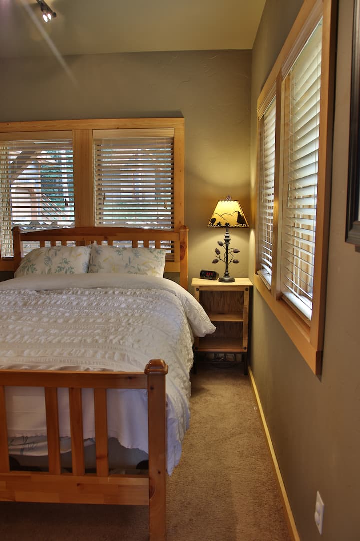 Chumba cha kulala cha Malkia cha Ghorofa Kuu