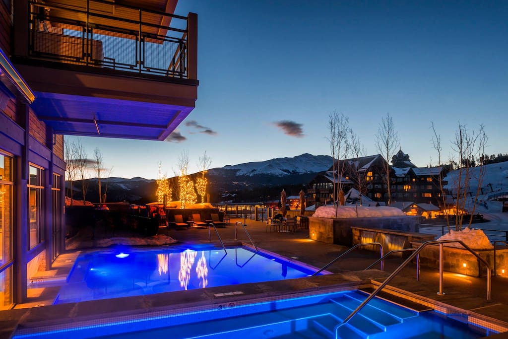 Peak 8 Pool