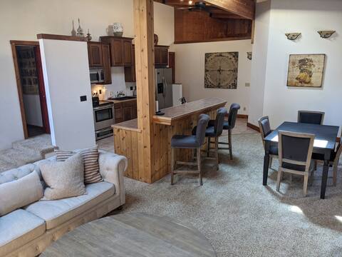 Annie Oakley's Outpost