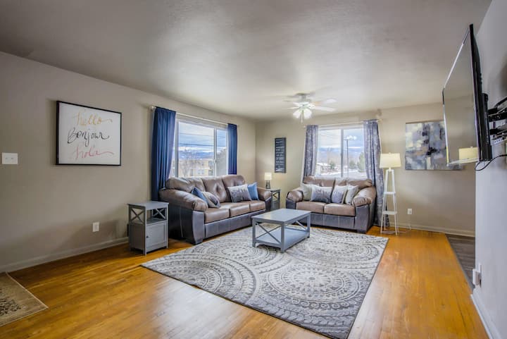4br W Grill Near Olympic Training Cntr In Colorado - Colorado Springs, CO