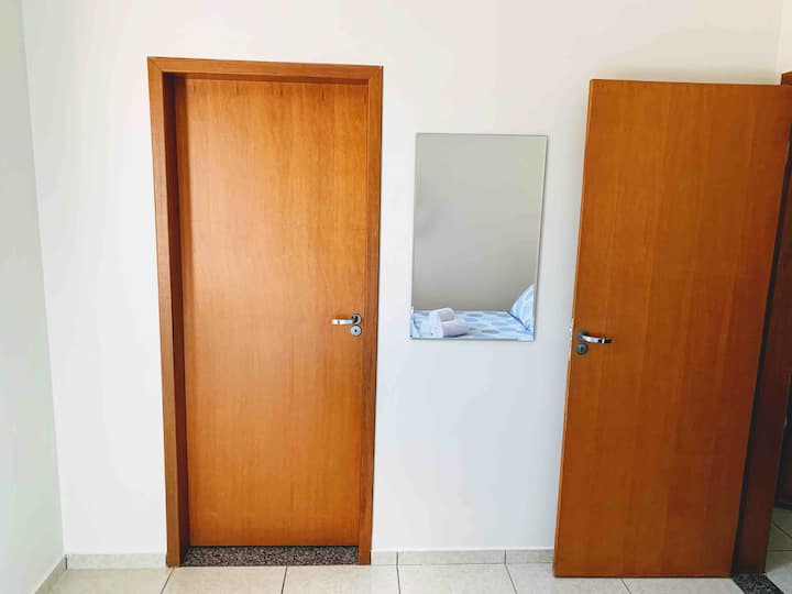 Огледало в апартамента