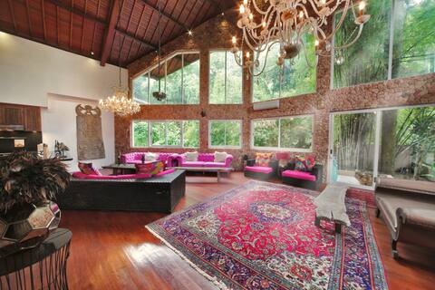 Villa Jeannie - Large 6 bedroom/6 ensuite villa.