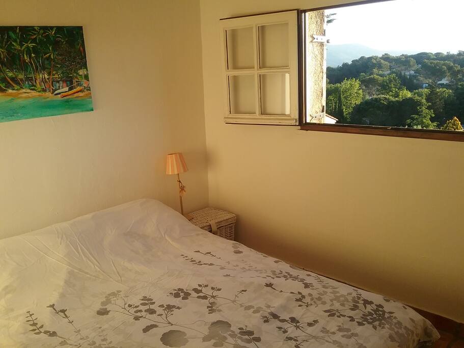 Chambre privée, lit double, belle vue