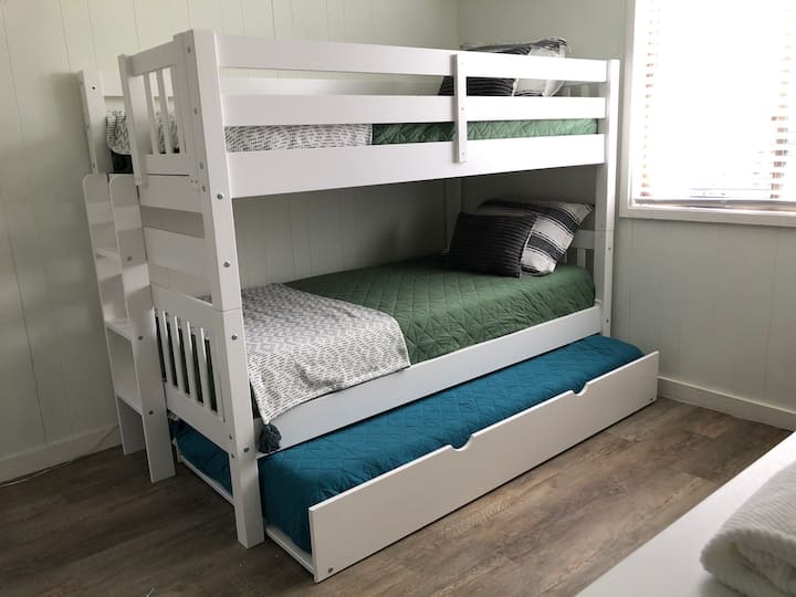 twin bunkbeds with trundle for the kiddos