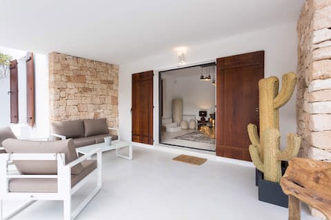 Airbnb con mejor rendimiento: Architect Country Villa luxury ! ETV2365E en Sant Antoni De Portmany