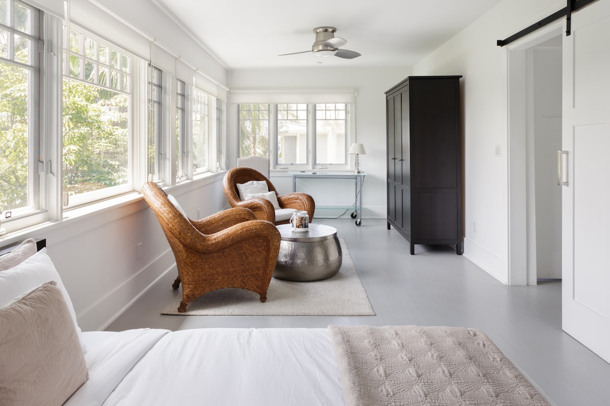 Спална соба со спална соба со поглед на океан 